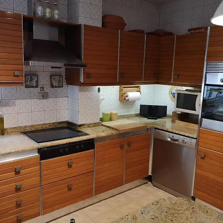 Piso Amplio Y Exterior Con Terraza Para 6 Personas Apartamento *